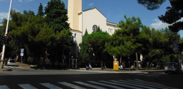 chiesa s. teresa albaro