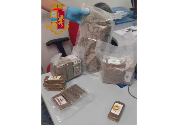 Borgoratti, la polizia arresta due spacciatori italiani