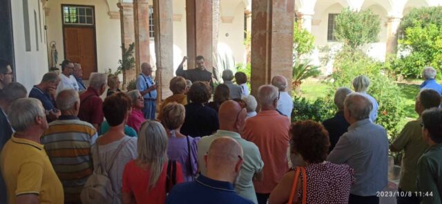 La visita al Carmelo di Loano (Foto Daros)