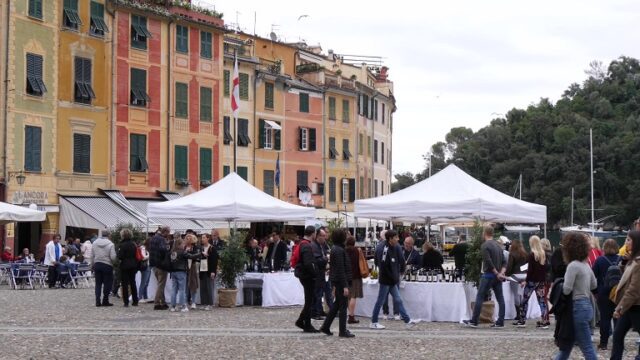 Portofino, torna le eccellenze enogastronomica in piazzetta con il ritorno dell’ “Estate dei santi”