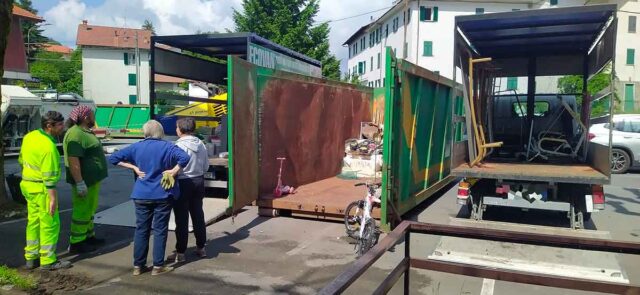 Lo sbarazzo autunnale nei comuni del Genovesato con Amiu Lo sbarazzo autunnale nei comuni del Genovesato con Amiu