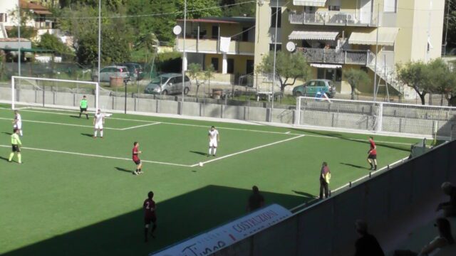 Calcio, Ceparana corsaro a Castelnuovo