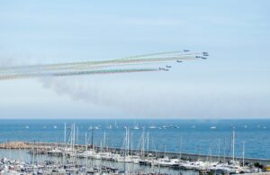Le Frecce Tricolori ad Andora, almeno 50mila spettatori | Video Le Frecce Tricolori ad Andora, almeno 50 mila gli spettatori
