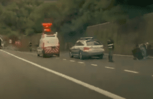 Imperia, una dozzina di migranti a piedi in A10: intervento Polstrada Imperia, una dozzina di migranti a piedi in A10: intervento Polstrada