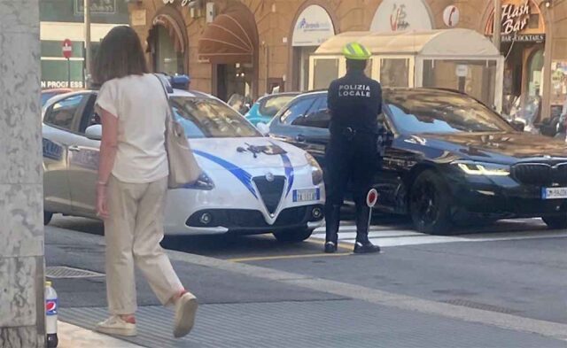 Comune di Genova: concorso per 19 agenti di polizia locale, come partecipare Comune di Genova: concorso per 19 agenti di polizia locale, come partecipare