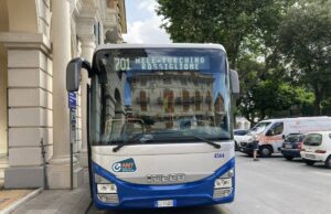 Amt, servizio bus: limitazione percorso e cambio servizio Amt, servizio bus: limitazione percorso e cambio servizio
