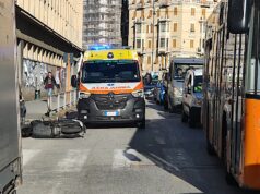 Genova, incidente in via Archimede: 17enne in scooter ferita e trasportata al San Martino Genova, incidente in via Archimede: 17enne in scooter ferita e trasportata al San Martino