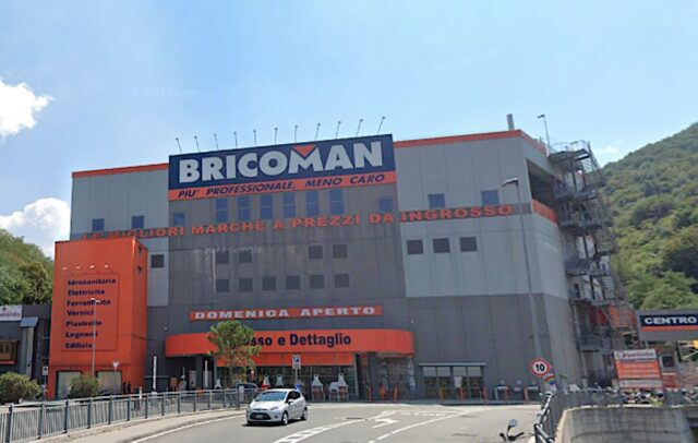 Tenta il furto di faresti al BricoMan: 57enne arrestato