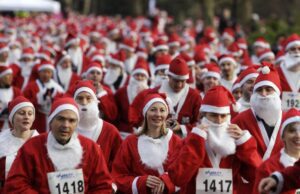 Il Molo di Alassio di nuovo protagonista con la Corsa dei Babbi Natale Il Molo di Alassio di nuovo protagonista con la Corsa dei Babbi Natale