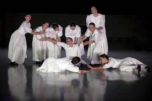 Sonoma, al Teatro della Tosse introduzione e riflessioni sul surrealismo nella danza Sonoma, al Teatro della Tosse introduzione e riflessioni sul surrealismo nella danza