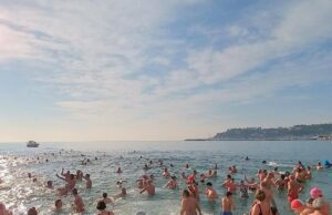 Varazze inizia il 2024 con il cimento invernale che giunge quest’anno alla 72a edizione Varazze inizia il 2024 con il cimento invernale che giunge quest'anno alla 72a edizione, complici in questa annata anche le temperature