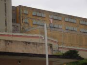 Detenuto violento ferisce un agente e un compagno di cella nel carcere di Pontedecimo Detenuto violento ferisce un agente e un compagno di cella nel carcere di Pontedecimo