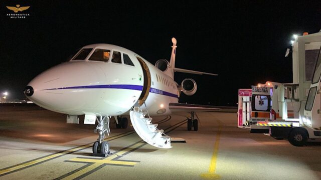 Dalla Sardegna a Genova con un Falcon 900 per una bimba di 5 anni Dalla Sardegna a Genova con un Falcon 900 per una bimba di 5 anni