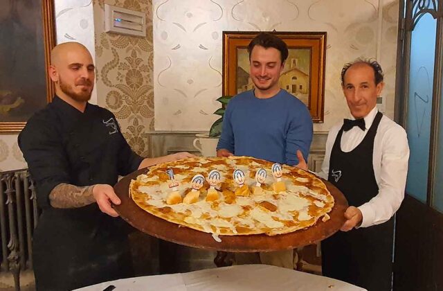 Focaccia di Recco igp il 2023 l'anno dei 100.000 Followers di Instagram Focaccia di Recco igp il 2023 l'anno dei 100.000 Followers di Instagram