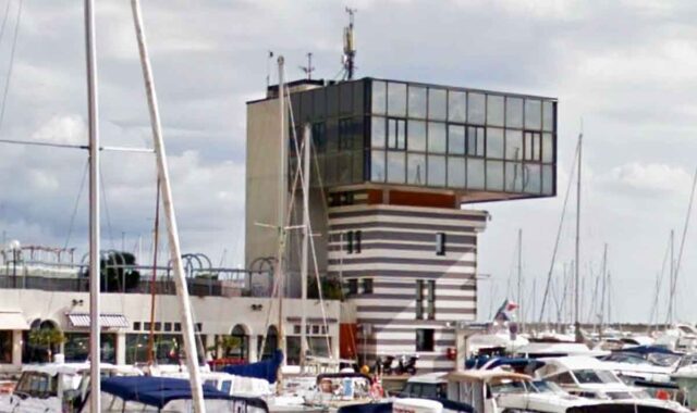 Lavagna, incendio negli uffici del porto turistico Lavagna, incendio negli uffici del porto turistico