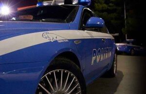 Entra in una ditta per rubare: 39enne arrestata Nasconde la droga nel cappello e in casa: 19enne denunciato