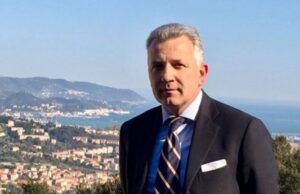 Scuola Spezia: incontro stamane tra una delegazione di studenti e il presidente Peracchini Scuola Spazia: incontro stamane tra una delegazione di studenti e il Presidente Peracchini