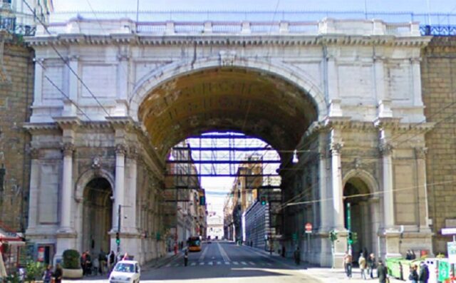 Genova Amt, Ponte Monumentale: breve blocco del servizio ascensore