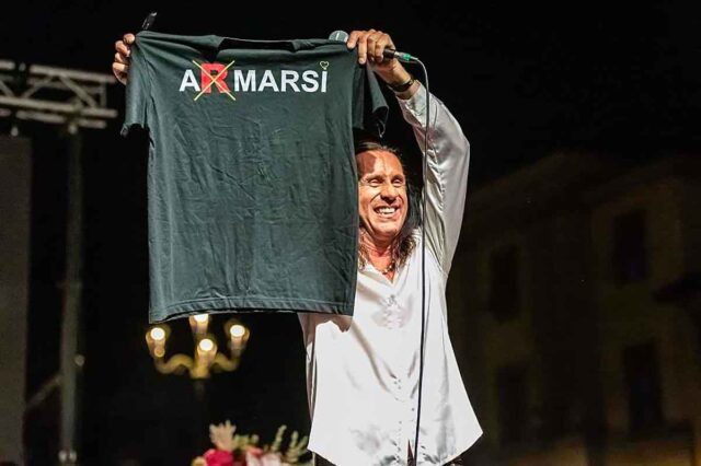 Sanremo, Povia parteciperà al format Il Salotto delle Celebrità Sanremo, Povia parteciperà al format Il Salotto delle Celebrità