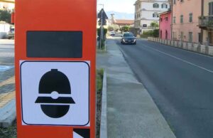 Sabotaggi autovelox: terzo apparecchio danneggiato nello Spezzino Sabotaggi autovelox: terzo apparecchio danneggiato nello Spezzino
