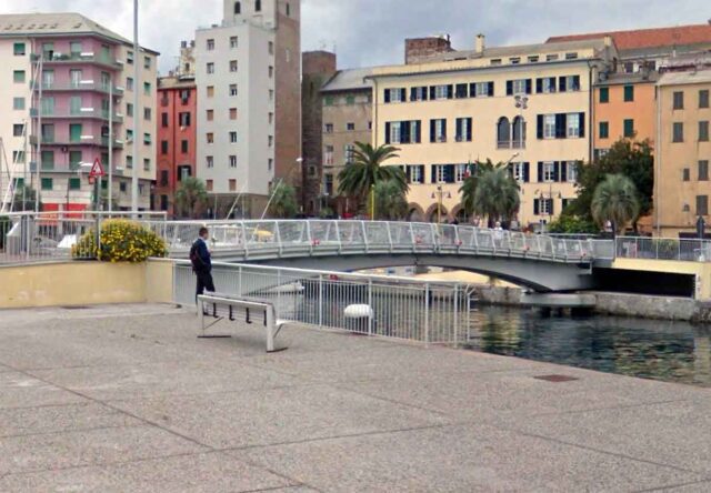Ponte mobile nel porto di Savona chiuso per due settimane Ponte mobile nel porto di Savona chiuso per due settimane