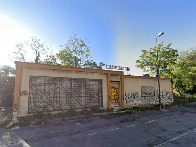 Lady Moon Savona, le demolizioni iniziano la prossima settimana Lady Moon Savona, le demolizioni iniziano la prossima settimana