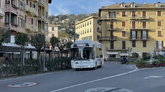 Santa Margherita, chiusura via Trieste: cambio del servizio bus Amt