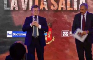 La Polizia al 74° Festival di Sanremo: sensibilizzare la sicurezza stradale La Polizia al 74° Festival di Sanremo: sensibilizzazione sulla Sicurezza Stradale