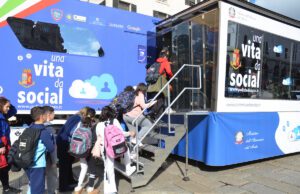 Una Vita da Social, il truck della Polizia arriva a Lerici venerdì 16 febbraio Una Vita da Social, il truck della Polizia arriva a Lerici venerdì 16 febbraio