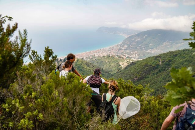 Ad Alassio apre la stagione delle passeggiate tematiche Ad Alassio apre la stagione delle passeggiate tematiche