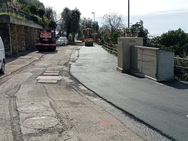 Recco, conclusa l’asfaltatura in via Cornice Golfo Paradiso