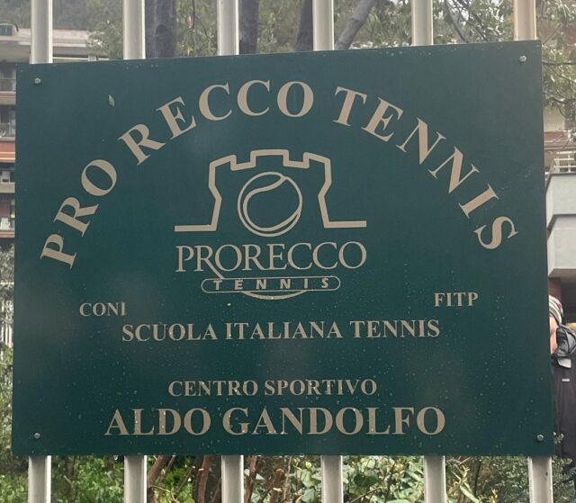 Pro Recco tennis piazzale Olimpia intestato a Aldo Gandolfo Pro Recco tennis piazzale Olimpia intestato a Aldo Gandolfo