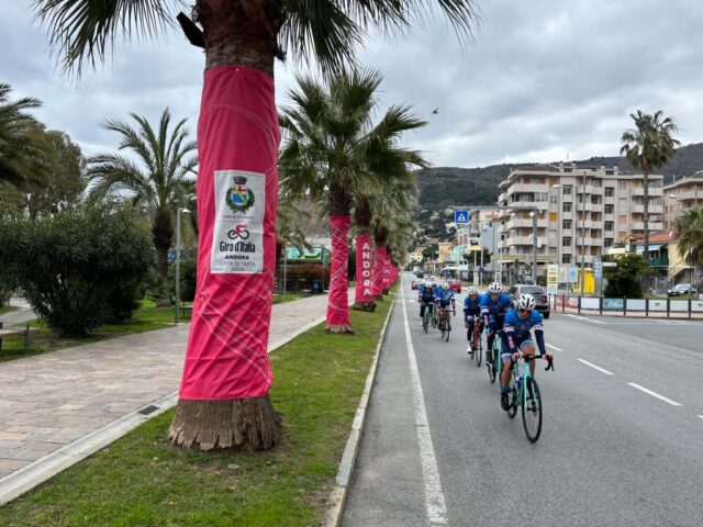 Il Giro d’Italia ad Andora, i parcheggi e i percorsi alternativi
