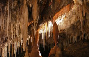 Marzo di Liguria domenica 10 nelle magiche grotte di Borgio Verezzi Marzo di Liguria domenica 10 nelle magiche grotte di Borgio Verezzi, dopo la trionfale data di Santa Margherita Ligure