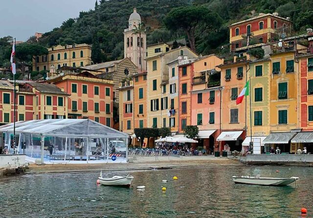 Portofino piazzetta e il Concorso della Polizia Locale Portofino e il Concorso della Polizia Locale