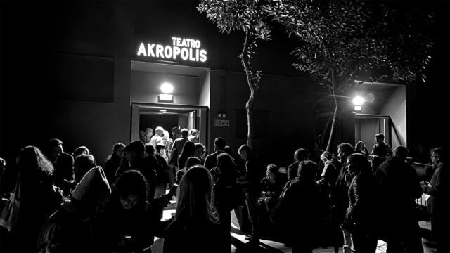 Teatro Akropolis 29 marzo alle 2030 CONTROSCENA AMƏN, Concept, coreografia, performance Emanuele Rosa, Maria Focaraccio