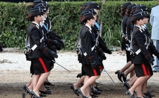 donne carabinieri