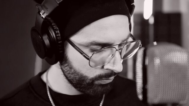 Stefano D torna ad esibirsi nei locali genovesi e lo fa da Barisone