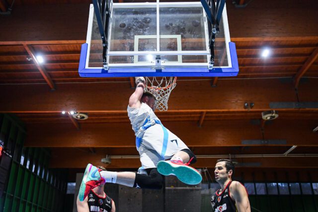 La Pallacanestro Sestri vendica la sconfitta dell’andata contro Campus Piemonte Basket e rimane in corsa per la salvezza