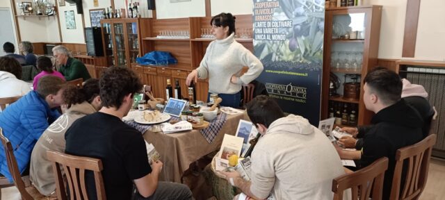 Speed date ad Alassio tra studenti e le cooperative