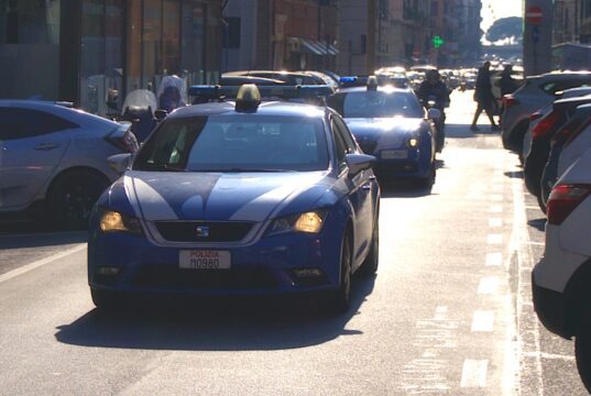Savona, 19enne trovato con oltre 20 dosi di cocaina: denunciato per spaccio Savona, 19enne trovato con oltre 20 dosi di cocaina: denunciato per spaccio