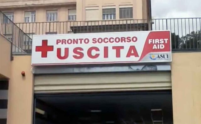 Ventimiglia, frontale tra due scooter: uomo perde una falange Ventimiglia, frontale tra due scooter: uomo perde una falange
