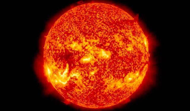 Il sole invia particelle: segnali radio disturbati