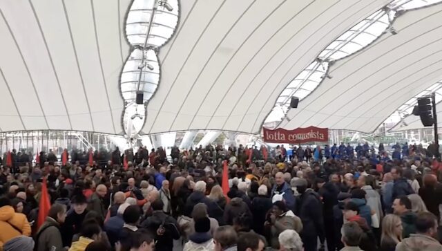 Primo Maggio Internazionalista a Genova al Porto Antico Primo Maggio Internazionalista a Genova al Porto Antico