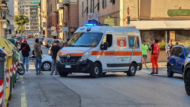 Incidente sul lavoro alle Riparazioni Navali di Genova: operaio ferito dopo una caduta Incidente sul lavoro alle Riparazioni Navali di Genova: operaio ferito dopo una caduta