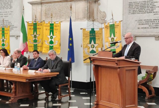 Genova celebra 30 nuovi Maestri del Lavoro
