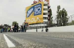 Il tributo a Senna e Ratzenberger: Imola commemora il trentennale della loro scomparsa Il tributo a Senna e Ratzenberger: Imola commemora il trentennale della loro scomparsa