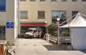 Auto cappotta in via Enrico Melen a Genova: uomo grave all’ospedale Villa Scassi Auto cappotta in via Enrico Melen a Genova: uomo grave all’ospedale Villa Scassi