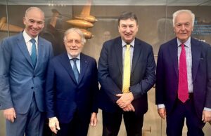 Il Prefetto Carlo De Rogatis in visita a Piaggio Aerospace Il Prefetto Carlo De Rogatis in visita a Piaggio Aerospace