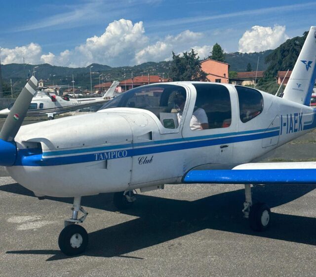 Aeroclub Lunense: due giovani aspiranti piloti raggiungono il primo decollo Aeroclub Lunense: due giovani aspiranti piloti raggiungono il primo decollo